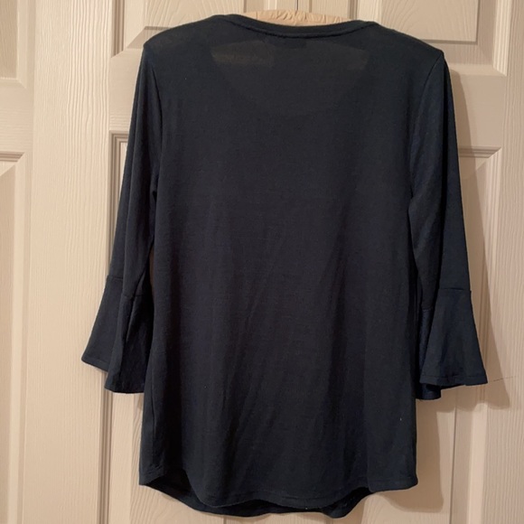 Apt. 9 Dark Green Bedazzled Front Top Size Medium - Picture 2 of 10